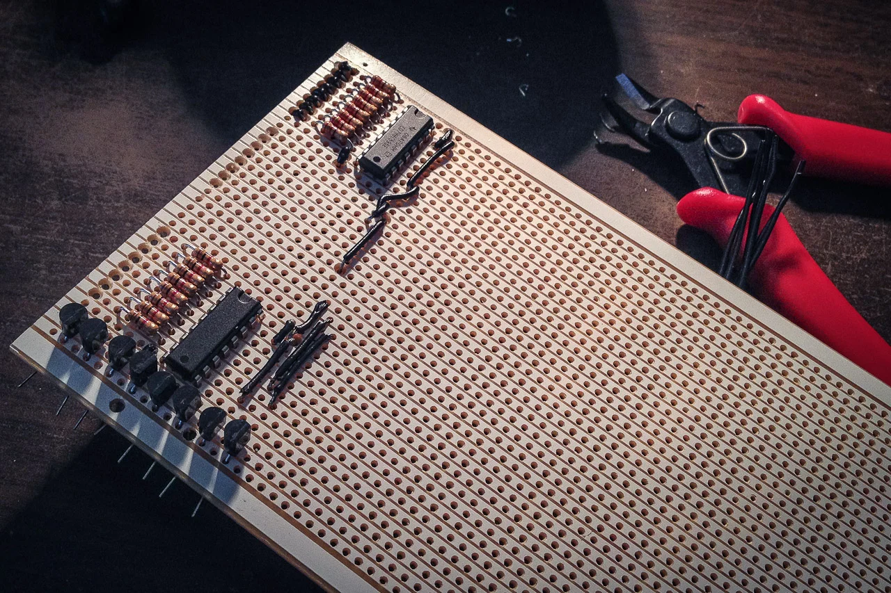 Assembly of breadboard